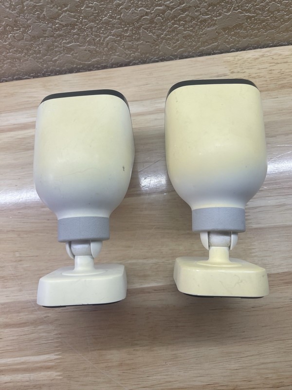(2) Vivint Outdoor Security camera pro Gen 1 - VS-ODC300-WHT - Used gallery