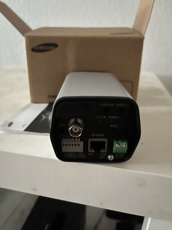 Samsung SNB-3002M Box IP Network Surveillance Camera Wired Silver/Black