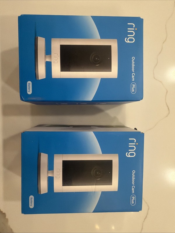 2 NIB RING OUTDOOR CAMERA PLUS 2K VIDEO w/RING VISION