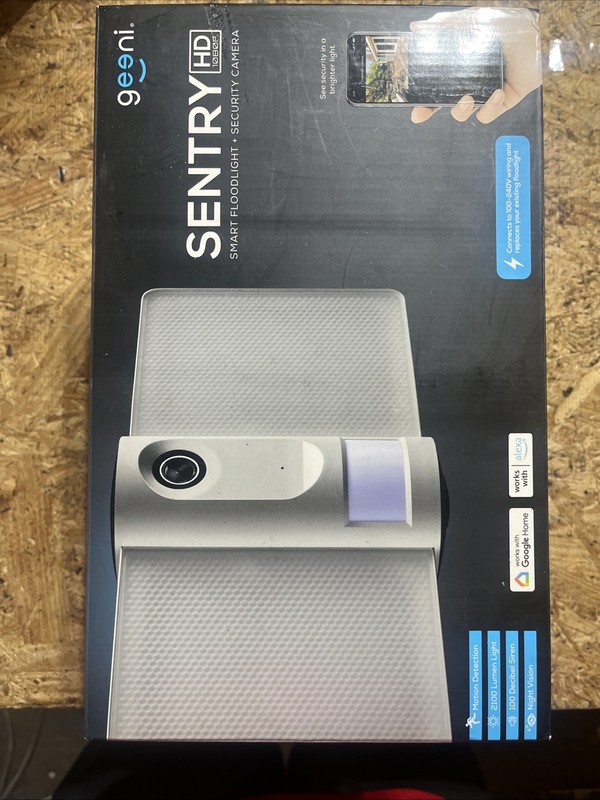 Geeni Sentry Smart Floodlight + Security Camera