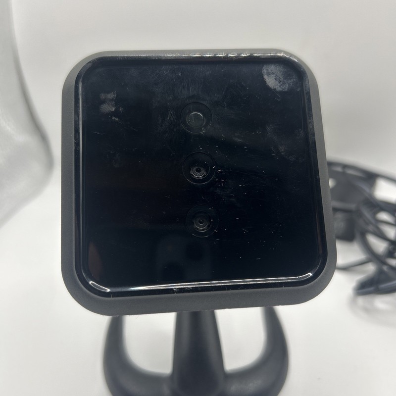 (A) ADT Pulse Wireless Day Night Indoor Network Camera RC8025B-ADT W/ Cord gallery