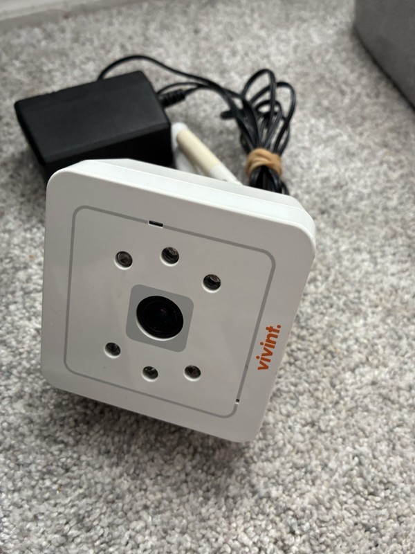 Tested! Vivint Alarm.com ADC-V520IR Wireless Security video Camera Power Antenna gallery