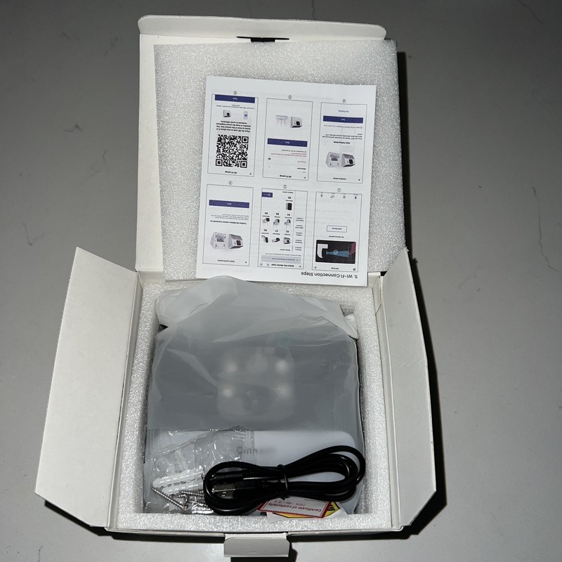 Cinnado S2 2k Solar Wireless Security Camera And Light New gallery