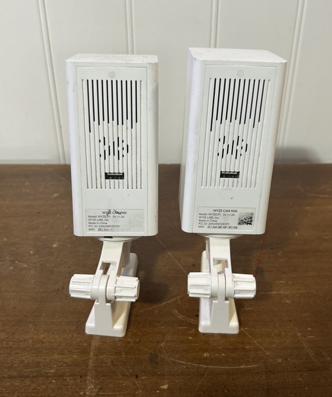 Wyze WYZECP1 Indoor Home Camera W/ Wall Mounts Lot Of 2 WYZECP1 READ FAST SHIP gallery