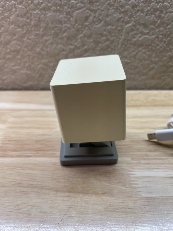 Wyze Cam V2 HD Indoor Wireless Smart Home Security Camera (WYZEC2) gallery