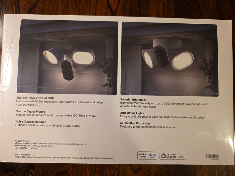 Arlo Wired Floodlight Home Security Camera with 2K Video and HDR White NEW gallery