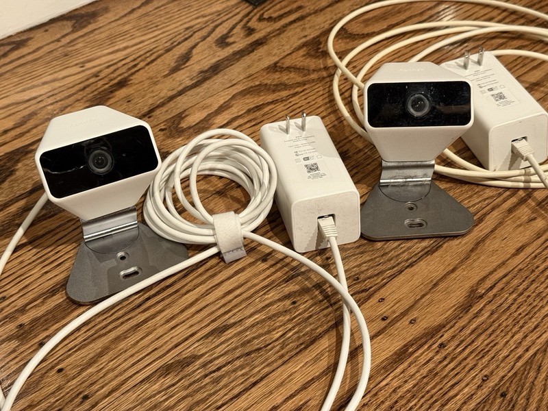2 for 85$ Xfinity XCAM2 SCHC2AEW HD In/Outdoor SecurityCamera withPower Adapter