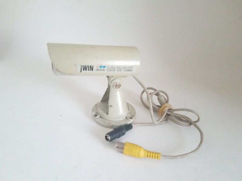Jwin High Resolution Digital Color CCD Security Camera With Mount 1/3 Inch