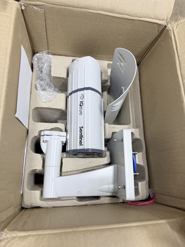 Quantity (2) IQEye853 Sentinel Security camera Used Free Shipping gallery