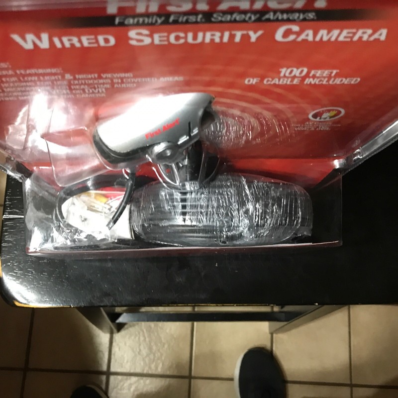 First Alert Full Color Camera Night Vision Security Model P521 100ft Cable Wired gallery