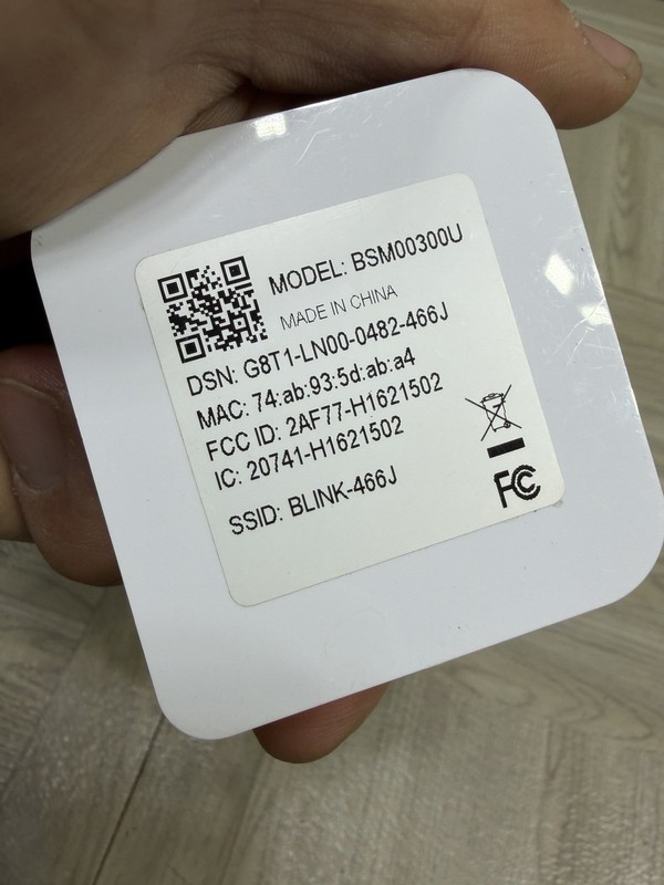 Blink Sync Module 2 For Smart Security Camera System w/ Charger BSM00300U Tested gallery