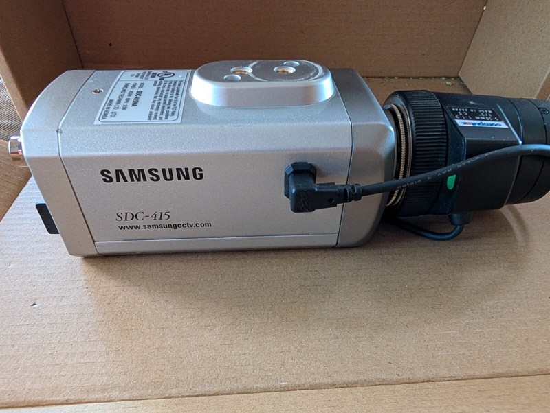 Samsung SDC-415 CCTV Color Day & Night Camera w/ computar 5-50mm 1:1.3 1/3" CS gallery