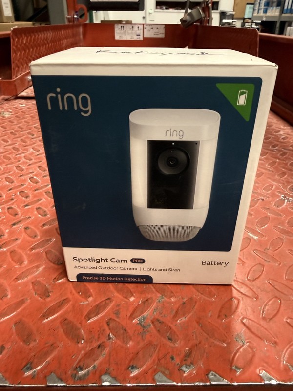 Ring Spotlight Cam Pro Battery — White B09DRX62ZV | 2K Video | 3D Motion NIB gallery