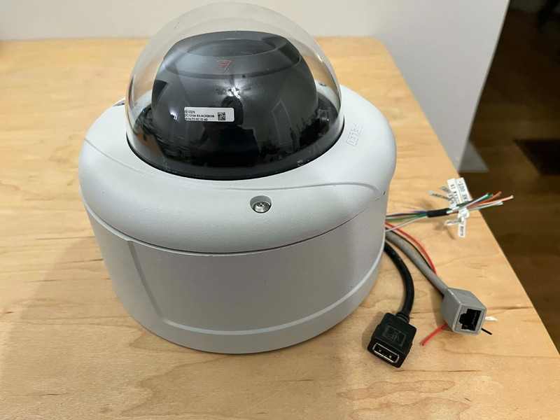 PELCO SARIX IE10DN Outdoor DOME CAMERA 1.3MP – TESTED