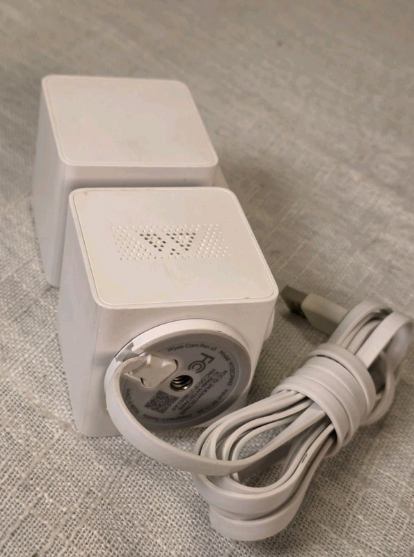 Wyze Cam Pan3 1080P Security Camera WYZECPAN3 gallery
