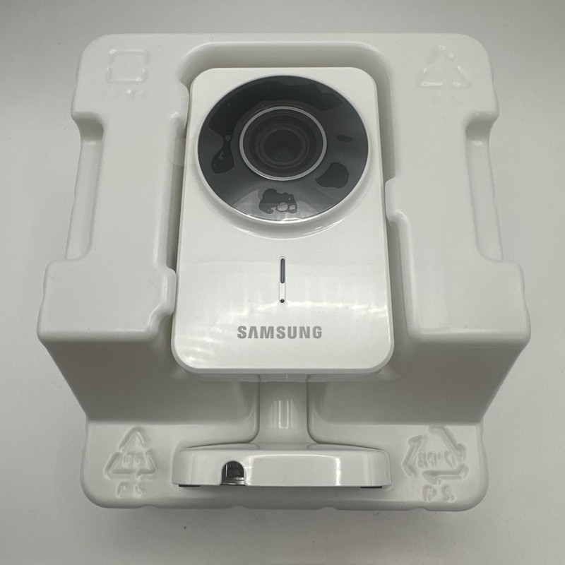 Samsung - SmartCam Wireless & Wired IP Security Camera SNH-1011N - NEW Open Box gallery