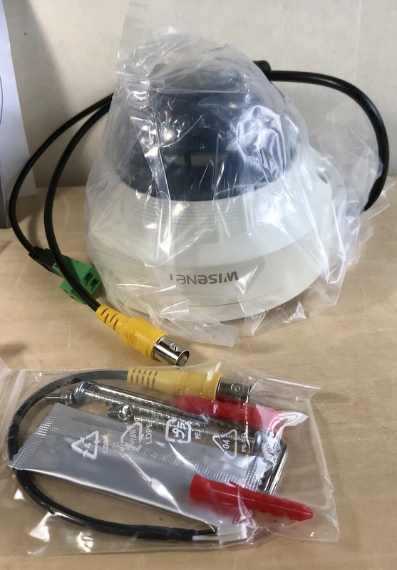 WiseNet HCV-7070RA HD+ 4MP Analog IR Vandal Dome Security Camera Open Box New gallery