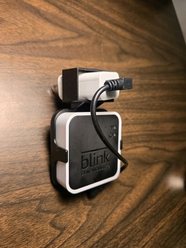 Blink Sync Module 2 with Outlet Wall Mount BSM00401U gallery