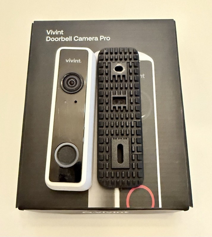 Vivint Doorbell Camera Pro VS-DBC300-WHT WORKS