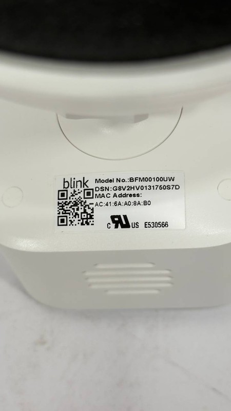 Blink Outdoor Wired 1080p Security Camera with Floodlight - White (AS IS) B0B5VL gallery
