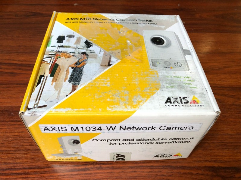 New AXIS M1034-W P/N # 0522-004 Smallest and smartest wireless Network Camera