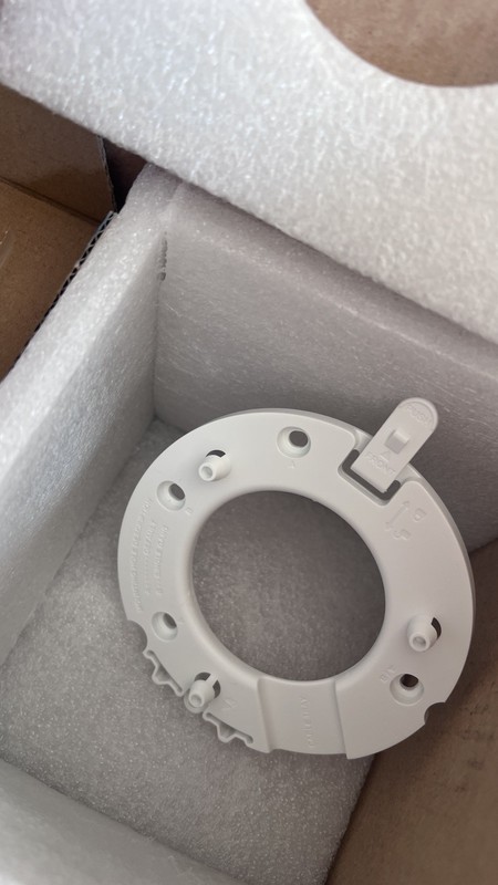 NEW OPENED BOX Lorex LNE9252B 4K 8MP PoE IP Dome Camera Nocturnal NO WIRING gallery