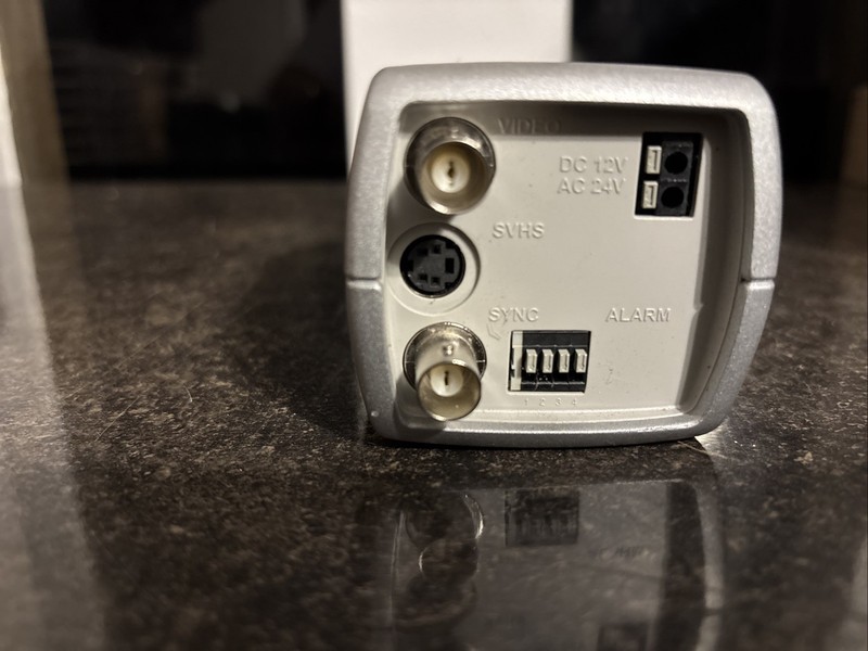 Bosch LTC0495/21 DinionXF Day/Night Camera 11-36V dc/12-28V ac 60Hz 4W Security gallery