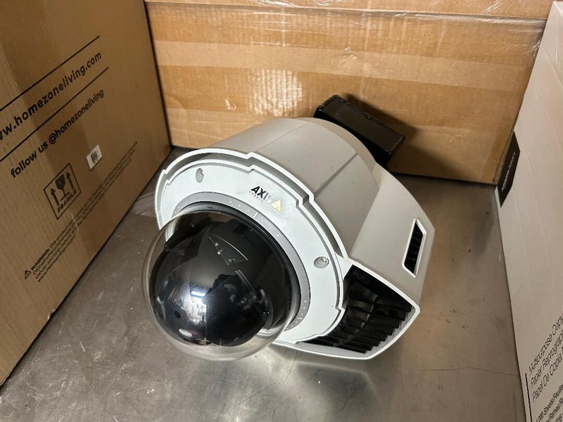 AXIS Q6045-C PTZ Network Camera 0696-001-01 READ! gallery