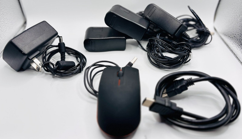 Hiseeu 8CH Wireless Security Camera System 4 Cameras 1TB HDD Tested Works gallery