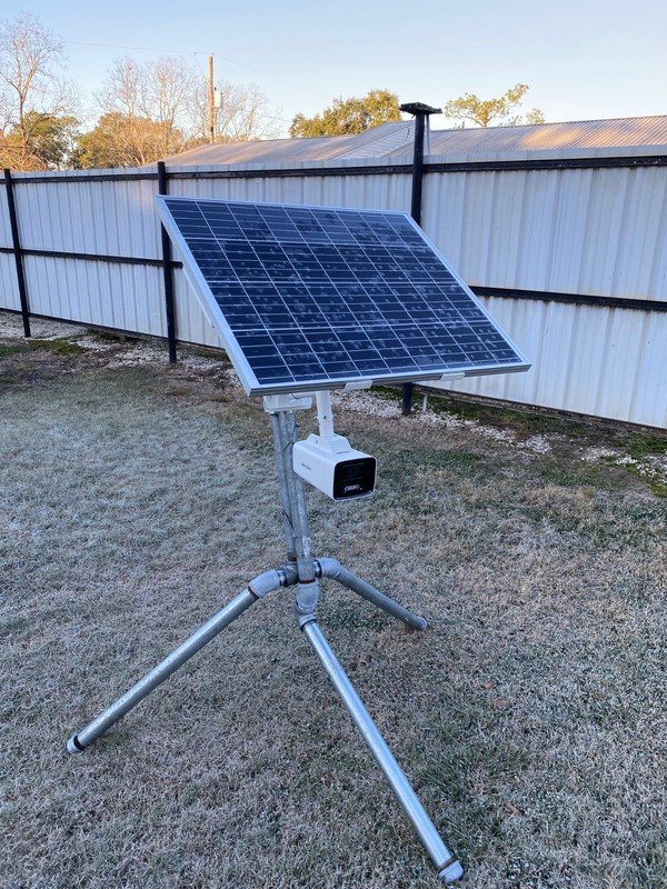 4G outdoor wireless security camera with solar panel