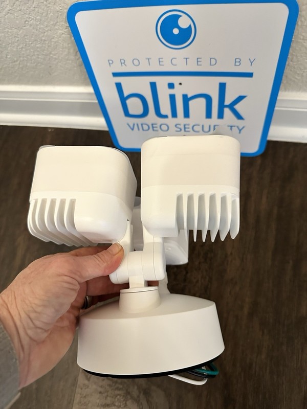Blink Wired Floodlight Security Camera 2600 lumens HD video 2-way audio White gallery