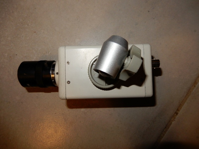 Sony AVC-551 Surveillance Security Camera w/ 3.5-8mm 1:1.4 lens gallery