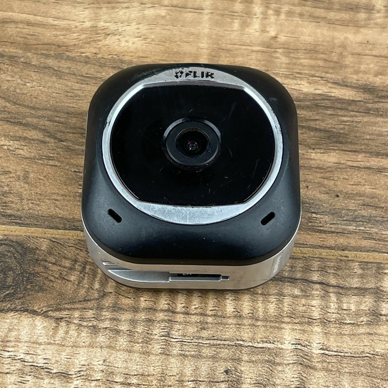 Flir FXV101 Versatile Night Vision Wi-Fi Ultra-Wide 2-Way Home Monitoring Camera