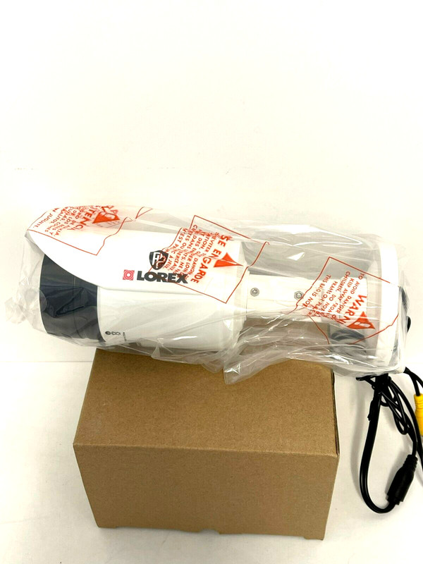 Lorex CVC7711 MC7711 960h 700tvl weatherproof night vision security camera gallery