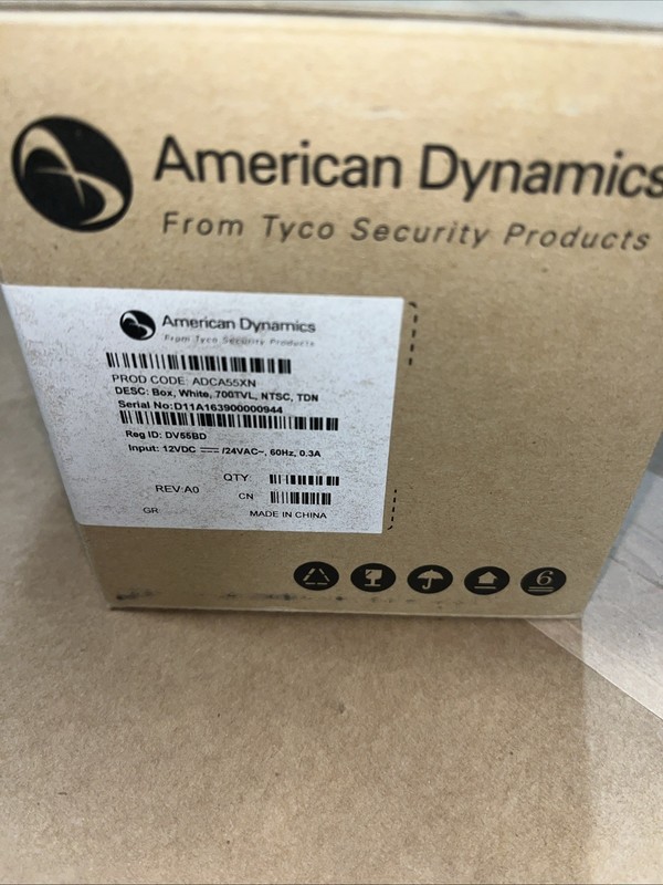 American Dynamics ADCA55XN Discover 550 Series 700 TVL Box Camera NTSC