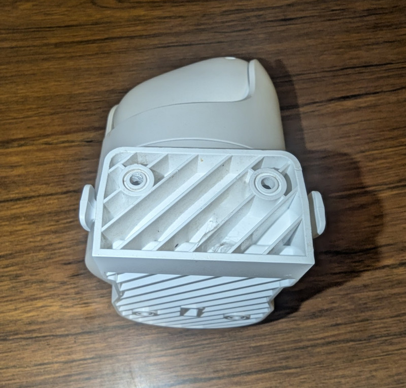 Eufy Security EufyCam C37 Solar Camera 2K 360 Pan Tilt AI Tracking gallery