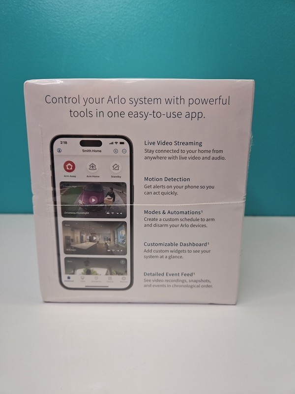 Arlo Essential 2K (2nd Generation) Wireless Security Camera White 3 Pack gallery