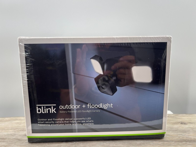 Blink Outdoor Floodlight LED Smart Security Camera Battery B094YXVVRF New Sealed gallery