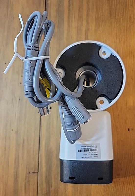 CMHR6452N-28F HD TVI 5MP 2.8mm Wide Lens Low Light 4in1 Video WDR Bullet Camera gallery