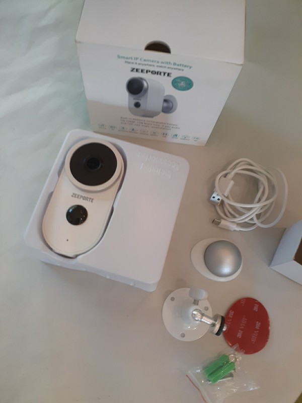 1080P HD Wireless Rechargeable Battery Powered WiFi Home Surveillance Camera gallery