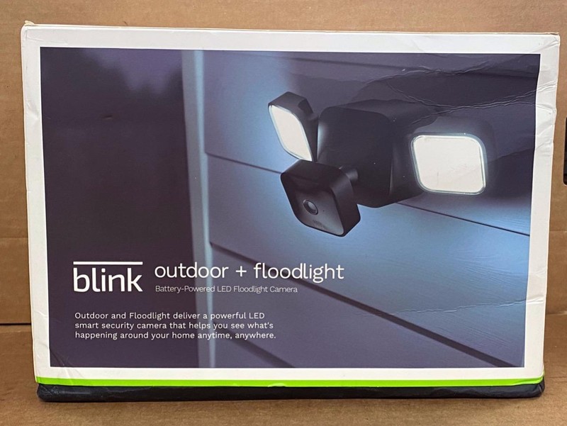 BLINK OUTDOOR + FLOODLIGHT HD SECURITY CAMERA KIT- BRAND NEW OPEN BOX. gallery