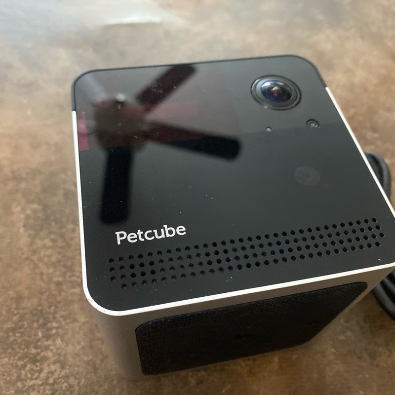 Petcube Play 2 Wi-Fi Indoor Pet Camera Smart Laser Toy 1080p HD 2 Way Audio gallery