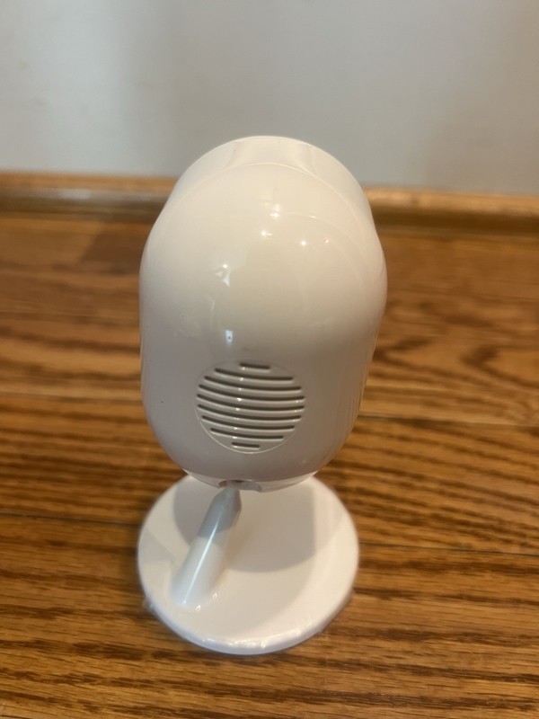 Arlo Essential Indoor Security Camera VMC2040- White gallery