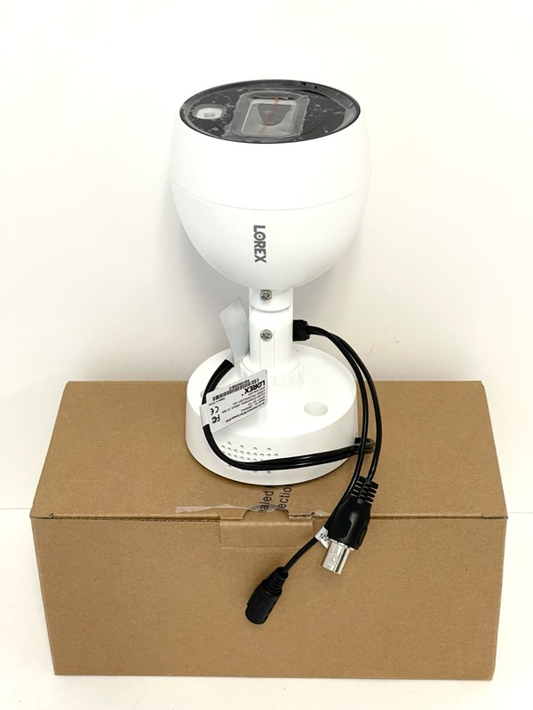 Lorex Technology C883DA 4K Ultra HD Active Deterrence Security Camera gallery