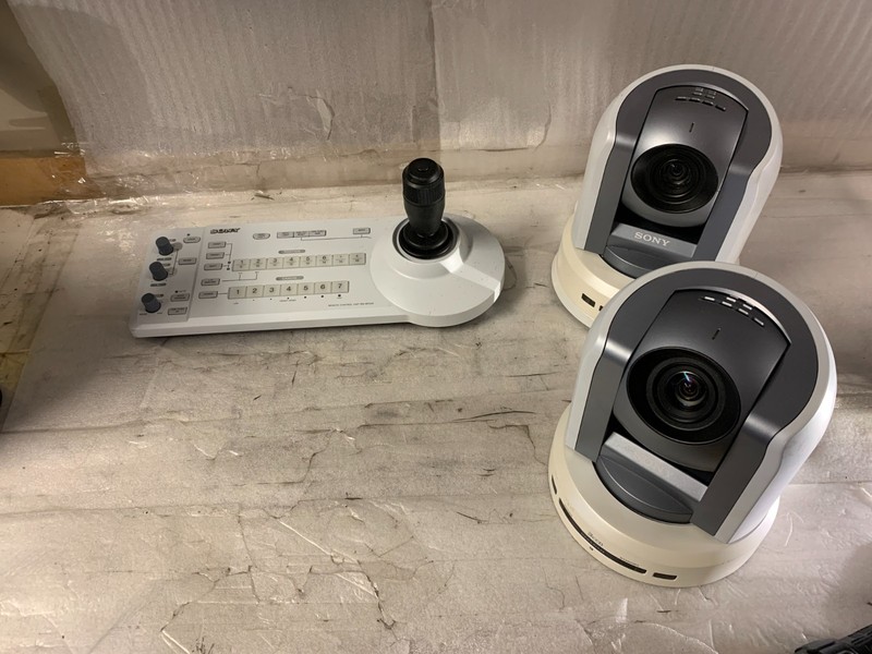 Sony Brc-300 Color Video Camera + Remote Control Unit