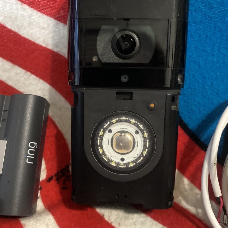 Ring Doorbell 5UM6E5 – Good Condition w/ Battery No face Plate Tested Working gallery
