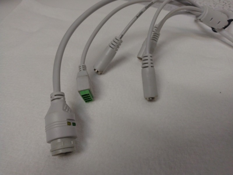 SN-IPV57/04EFDR/B 4MP IP IR Dome Network Camera gallery