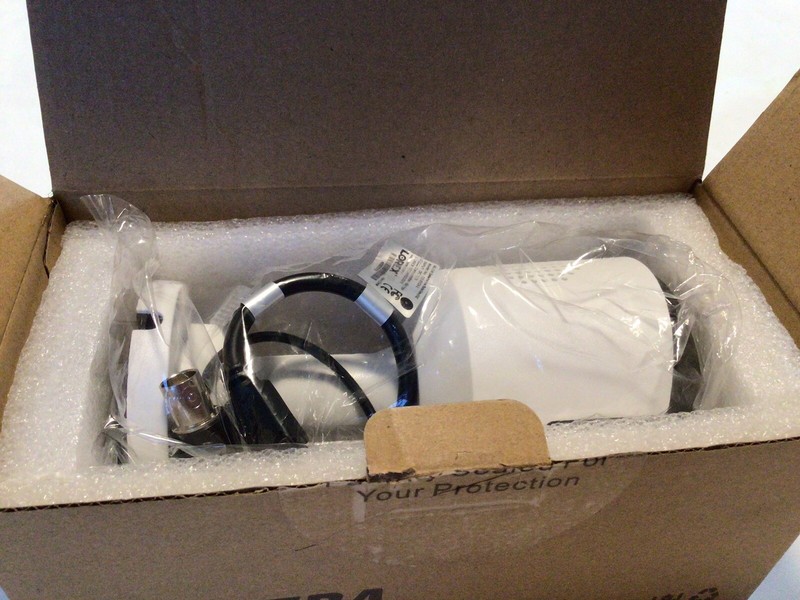 Lorex C581DA 5MP HD Active Deterrence Bullet Security Camera gallery