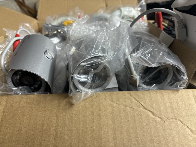 DSP Day or Night CCD Color CCTV CAMERAS Lot of 3 NEW 3.6mm NTSC I.R. Lens gallery