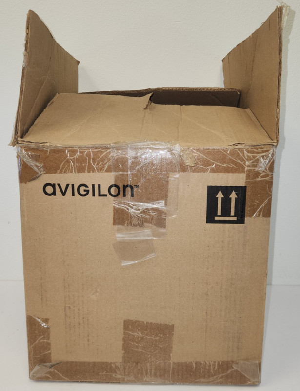 Avigilon 9W-H3-3MH-DC1 In-ceiling Multisensor Camera OPEN BOX gallery